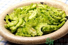 經(jīng)常喝苦瓜水有什么好處？新鮮苦瓜水怎么做比較好喝？