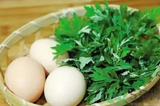 艾葉煮雞蛋有什么作用？痛經(jīng)能吃艾葉煮雞蛋嗎？