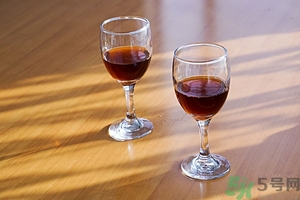 小孩能喝紅酒嗎,小孩喝紅酒好嗎？