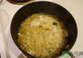 辛拉面是哪個國家的？辛拉面怎么煮好吃？