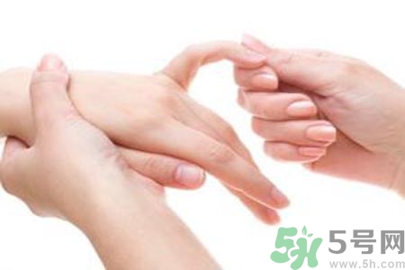 擦護(hù)手霜能預(yù)防凍瘡嗎？手長凍瘡擦什么護(hù)手霜比較好？