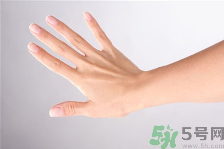 擦護(hù)手霜能預(yù)防凍瘡嗎？手長凍瘡擦什么護(hù)手霜比較好？