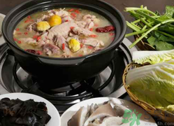 老母雞湯回奶嗎？吃老母雞會(huì)回奶嗎？