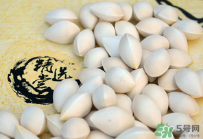 白果發(fā)霉了還能吃嗎？白果發(fā)霉了怎么處理？