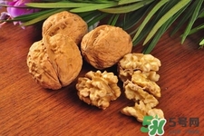 吃核桃會(huì)上火嗎？吃核桃為什么會(huì)上火？