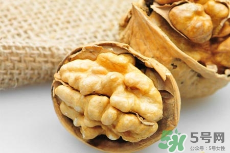 核桃和香蕉能一起吃嗎？核桃不能和什么一起吃？