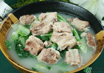 排骨可以和什么一起燉湯？排骨和什么一起燉好吃？