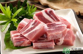 吃排骨有什么好處？吃排骨可以補(bǔ)鈣嗎？