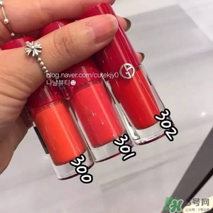 阿瑪尼小胖丁唇釉哪個(gè)色最火？阿瑪尼小胖丁唇釉保留了紅管的哪個(gè)色？