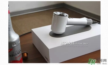 dyson吹風(fēng)機(jī)好用嗎？dyson戴森吹風(fēng)機(jī)評(píng)測(cè)