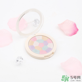 得鮮粉餅怎么樣？the saem修容粉好用嗎？