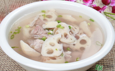 排骨湯可以隔夜喝嗎？隔夜的排骨湯還能喝嗎？
