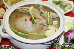 鴨肉和什么煲湯好？鴨肉和什么一起燉好吃？