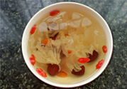 銀耳紅棗湯怎么做最正宗好吃？銀耳紅棗湯怎么做補(bǔ)血養(yǎng)顏？