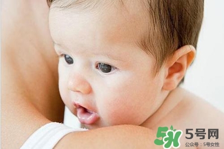 父母個子不高孩子能長高嗎？父母都矮孩子一定矮嗎？