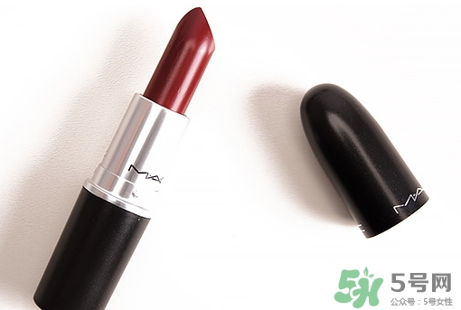 復古紅口紅適合什么人？復古紅適合什么膚色？