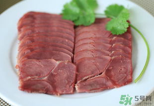 牛肉吃多了會(huì)怎么樣？牛肉吃多了會(huì)上火嗎？