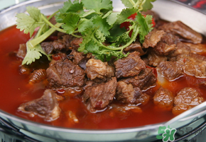燉牛肉放什么容易爛？牛肉怎么燉好吃又爛？