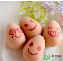 笨雞蛋和普通雞蛋營(yíng)養(yǎng)價(jià)值一樣嗎？笨雞蛋和普通雞蛋的區(qū)別