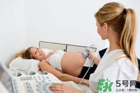 胎動什么時候開始？早期胎動是什么感覺？