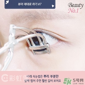 睫毛夾怎么用？睫毛夾的使用方法