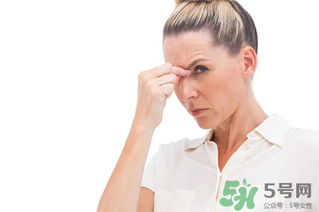 女人血氣不足的表現(xiàn)有哪些？女人血氣不足怎么辦？