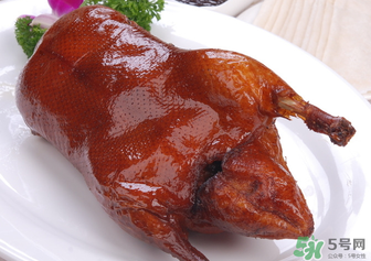 北京烤鴨可以帶上飛機(jī)嗎？坐飛機(jī)可以帶北京烤鴨嗎？