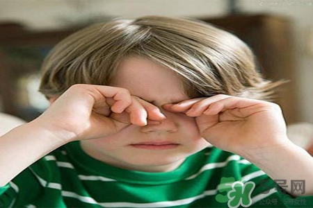 孩子為什么老眨眼睛？孩子總眨眼睛怎么回事？