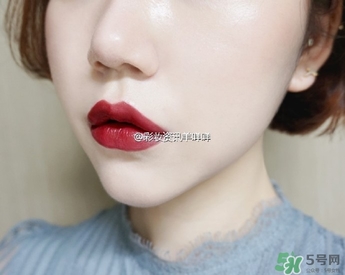 磚紅色是什么顏色？磚紅色口紅試色