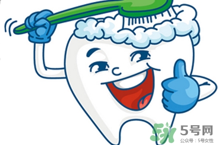 坐月子刷牙怎么辦？坐月子可以用漱口水嗎？