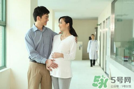 孕婦適合用什么唇膏？孕婦用哪種潤唇膏好？
