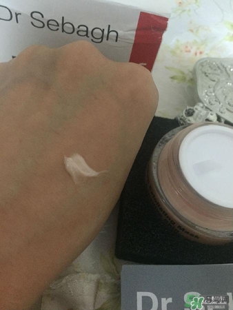賽貝格活顏防護(hù)面膜多少錢？賽貝格活顏防護(hù)面膜使用方法