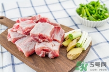 生肉可以用淘米水洗嗎？生肉用淘米水洗干凈嗎？