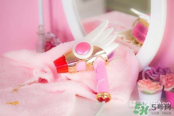 魔卡少女櫻魔杖吹風(fēng)機(jī)多少錢？魔卡少女櫻吹風(fēng)機(jī)哪里買？