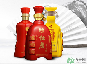 白酒可以帶上飛機(jī)嗎？飛機(jī)可以托運(yùn)白酒嗎？