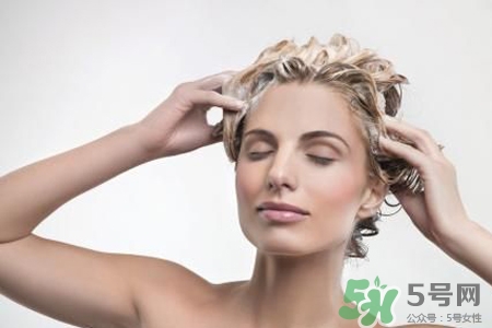 產(chǎn)后可以洗頭嗎？產(chǎn)后多久可以洗頭發(fā)？