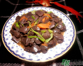 坐月子可以吃羊血嗎？坐月子能吃羊血嗎？