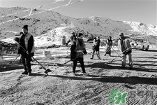 下雪天開車常識及技巧你知道嗎？下雪天開車的注意事項(xiàng)