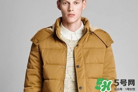 羽絨服洗完后毛不均勻怎么辦？羽絨服洗完后結(jié)塊怎么辦？