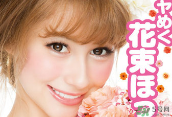 canmake花瓣腮紅珠光還是啞光好？canmake腮紅珠光好看還是啞光？