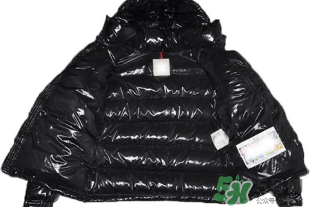 羽絨服可以脫水嗎？羽絨服能用洗衣機脫水嗎？