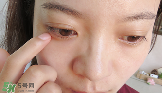 思親膚眼霜怎么樣？skin food眼霜適合年齡