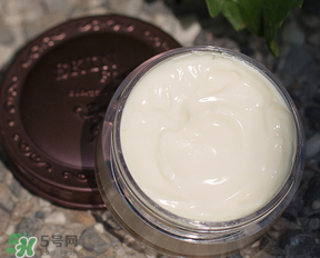 思親膚眼霜怎么樣？skin food眼霜適合年齡