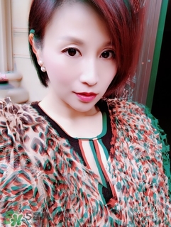 cl黑管口紅和金管有什么區(qū)別？cl黑管和cl金管哪個(gè)好？