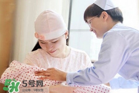 喂母乳乳房下垂之后可以恢復嗎？喂母乳乳房下垂怎么恢復？