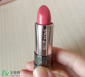 藍(lán)色之戀口紅有毒嗎？藍(lán)色之戀口紅安全嗎？