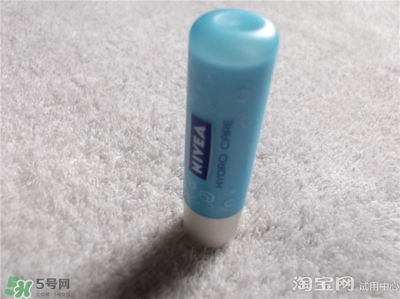 妮維雅唇膏和曼秀雷敦唇膏哪個好？妮維雅和曼秀雷敦對比