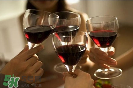 春節(jié)喝黃酒好嗎？春節(jié)喝黃酒的七大健康理由