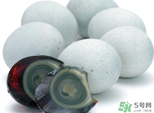 皮蛋會(huì)過(guò)期嗎？皮蛋過(guò)期了能吃嗎？