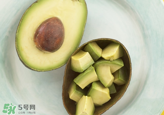切開的牛油果怎么保存？牛油果切開后能放多長時(shí)間？